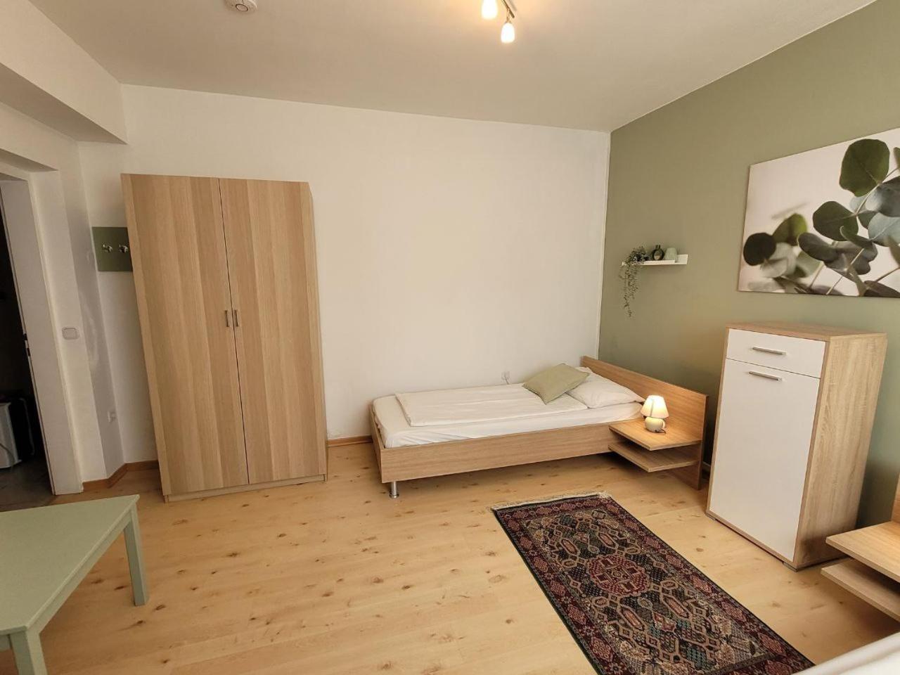 Apartment Hahn